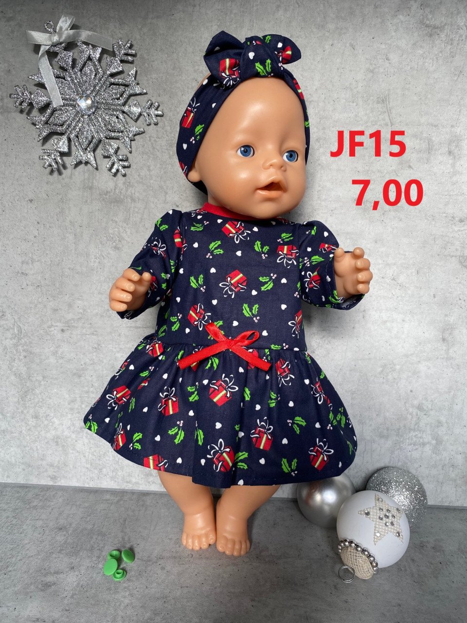 Poppenkleertjes baby born. Set kerstman. Opbrengst KiKa.