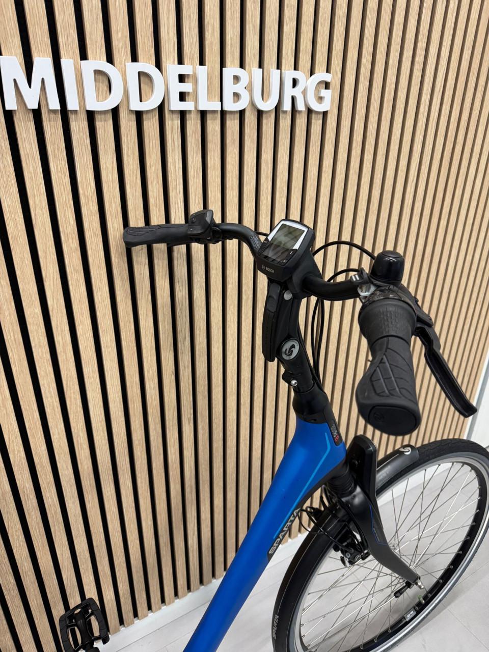 Sparta M8B Bosch Active Line Pus 53CM 400Wh