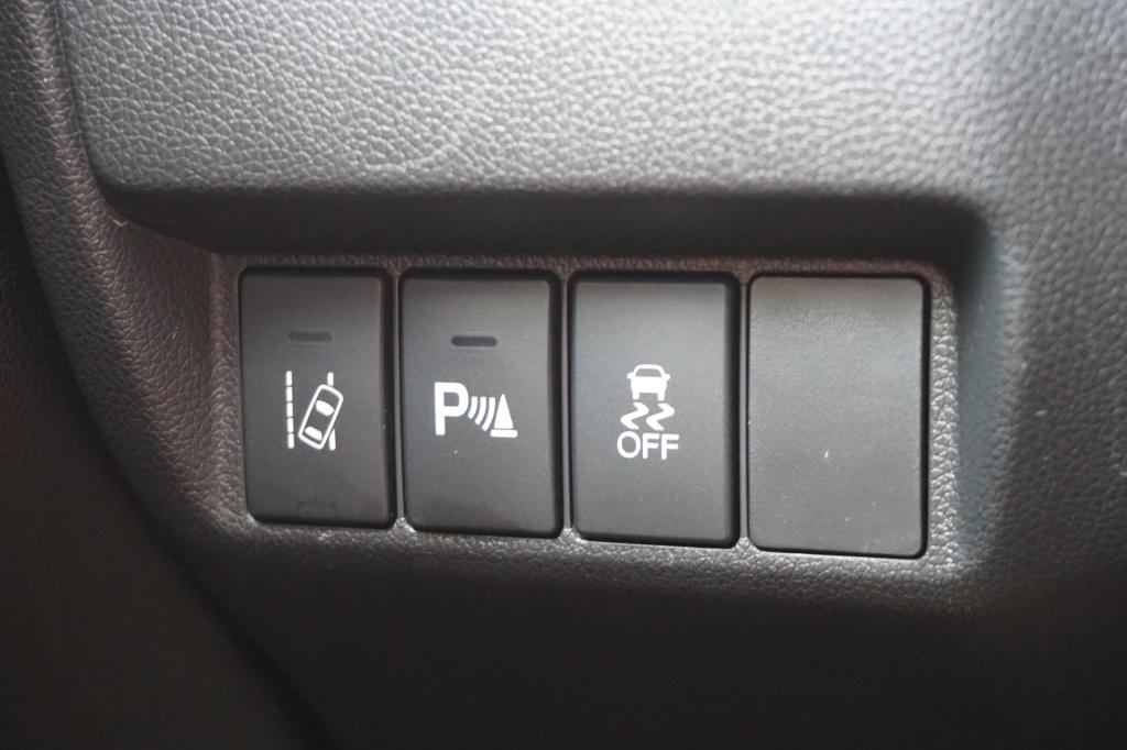 Honda Jazz 1.5 i-vtec dynamic airco / navi / cruise / stoelverw. / dab / ca