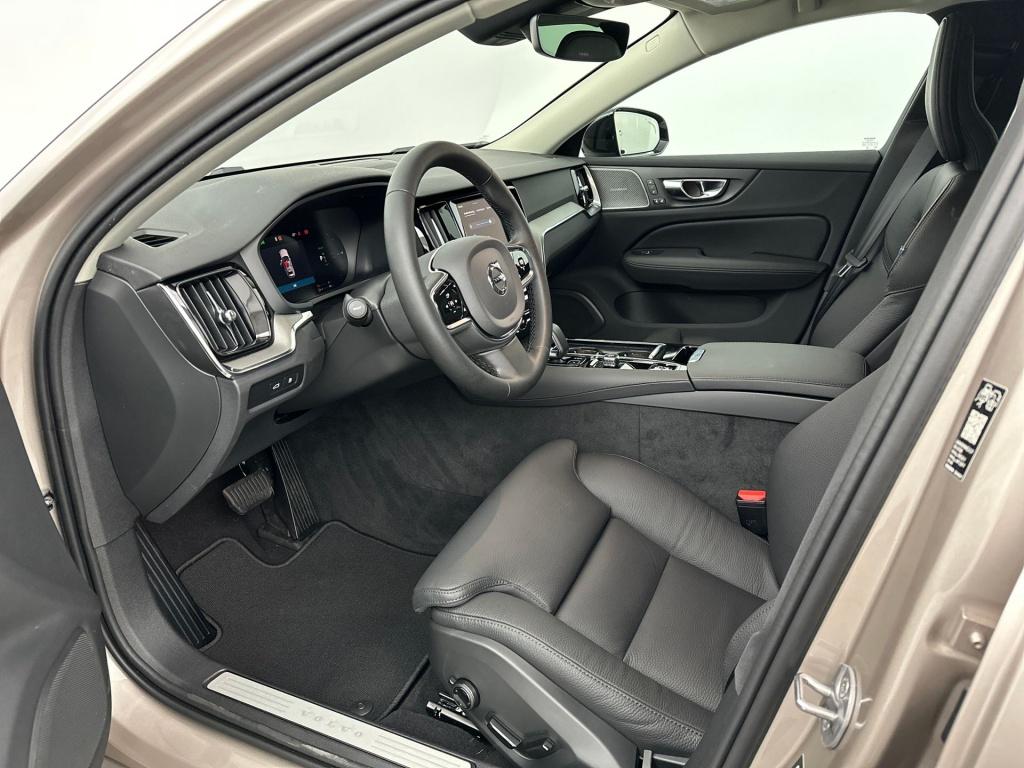 Volvo V60 t6 awd gt plus dark 19"
