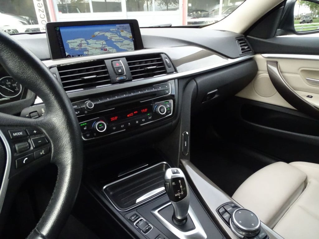 BMW 4 Serie gran coupé 420i xdrive high executive | leder | pano | memory
