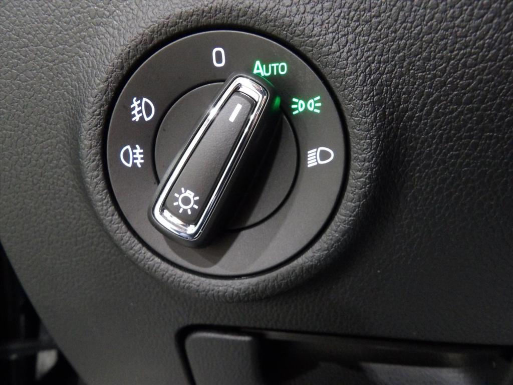 Skoda Superb combi 1.4 tsi phev 217pk dsg l&k