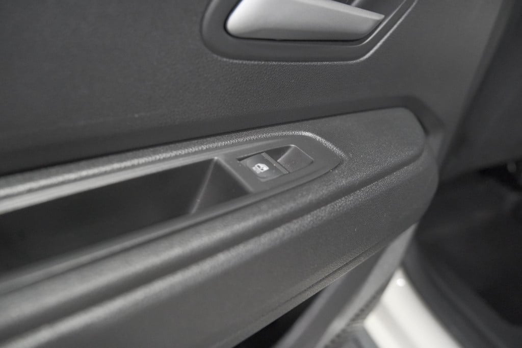 Dacia Duster mild hybrid 130 expression | camera | stoelverwarming | apple 