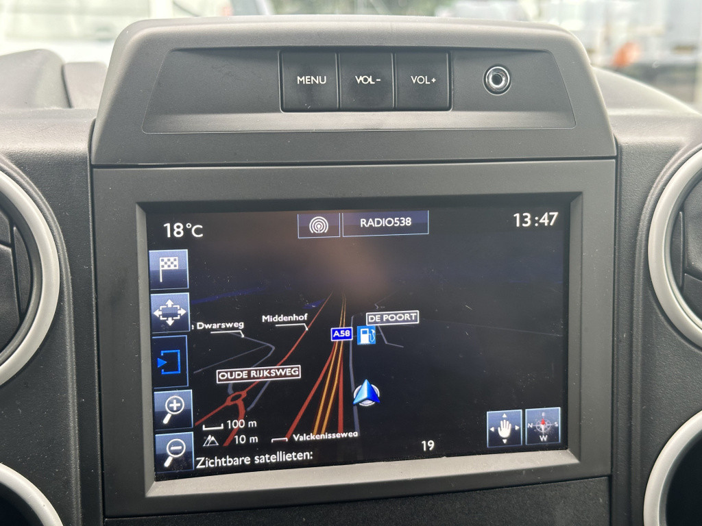 Peugeot Partner 122 1.6 bluehdi 75 l1 pro | navi | carplay | cruisec. .