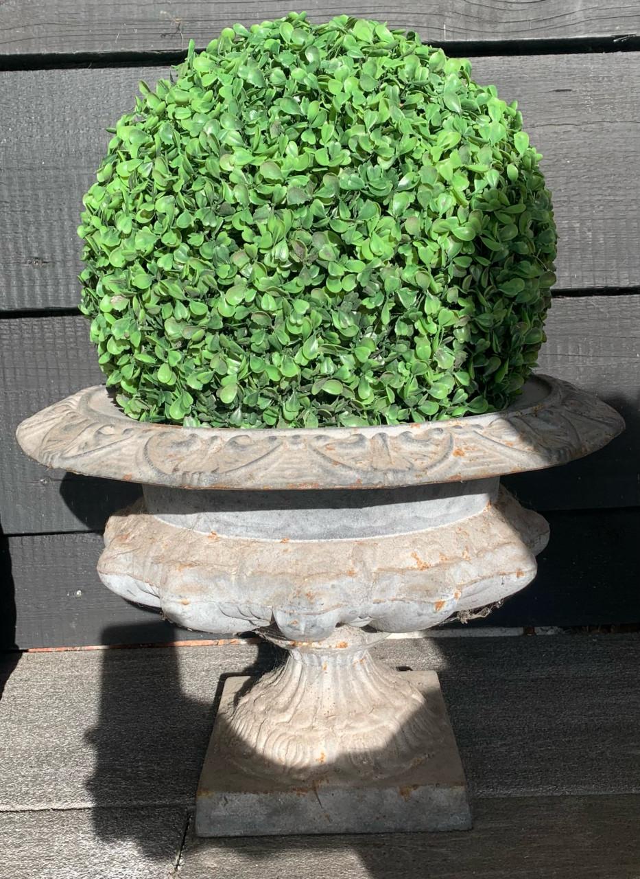 Barok bloempot gietijzer