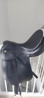 Dressuurzadel KN Ouverture Victoria Plus