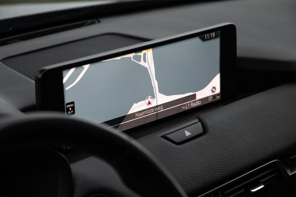 Mazda Cx-60 2.5 e-skyactiv phev homura stoelverwarming / carplay / dealer a