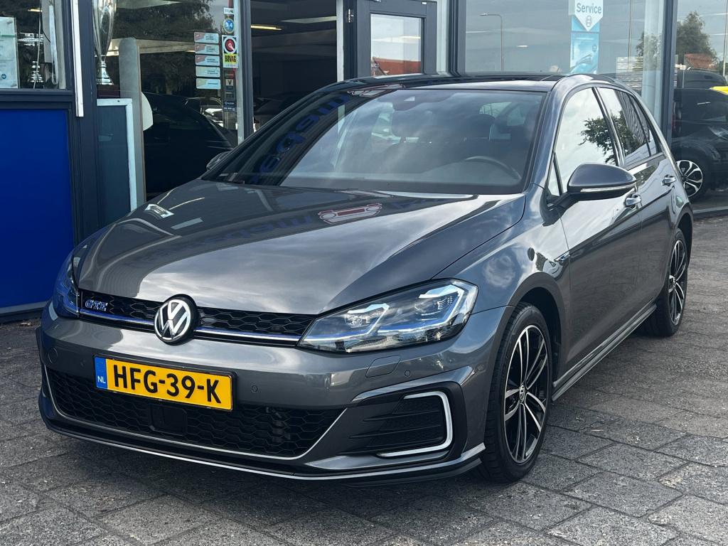 Volkswagen Golf 1.4 tsi phev gte elektr. schuif/kanteldak, winterpakket enz