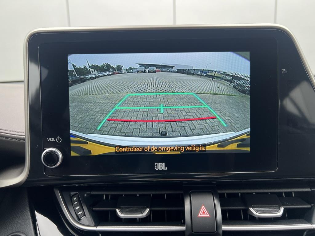 Toyota C-hr 2.0 hybrid executive