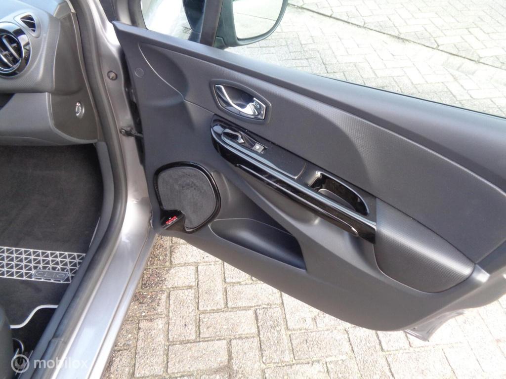 Renault Clio estate 0.9 tce dynamique/navigatie/lm velgen/airco/key less/pd