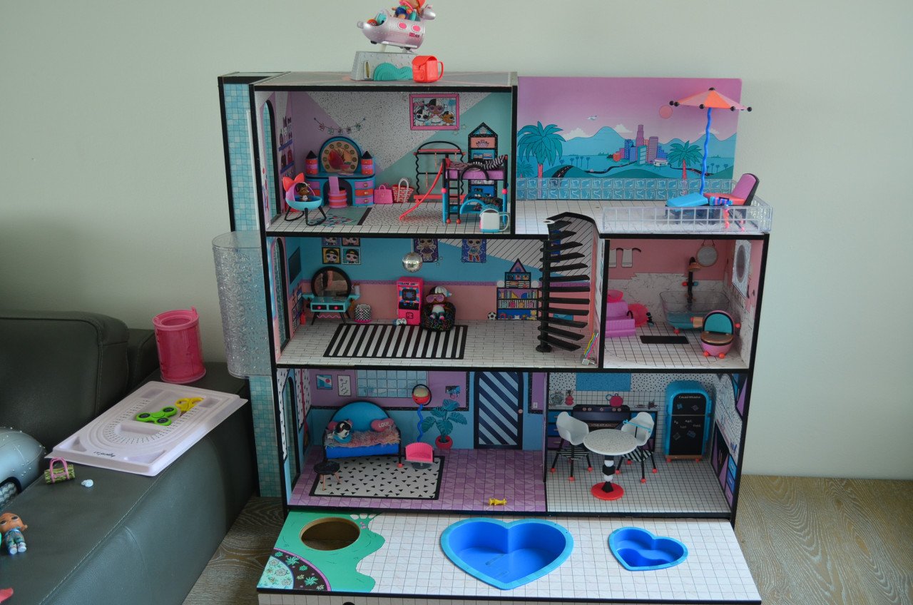 LOL poppenhuis en glampers