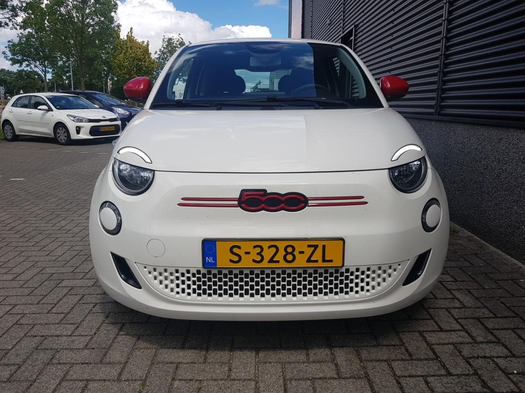 Fiat 500e red 42 kwh