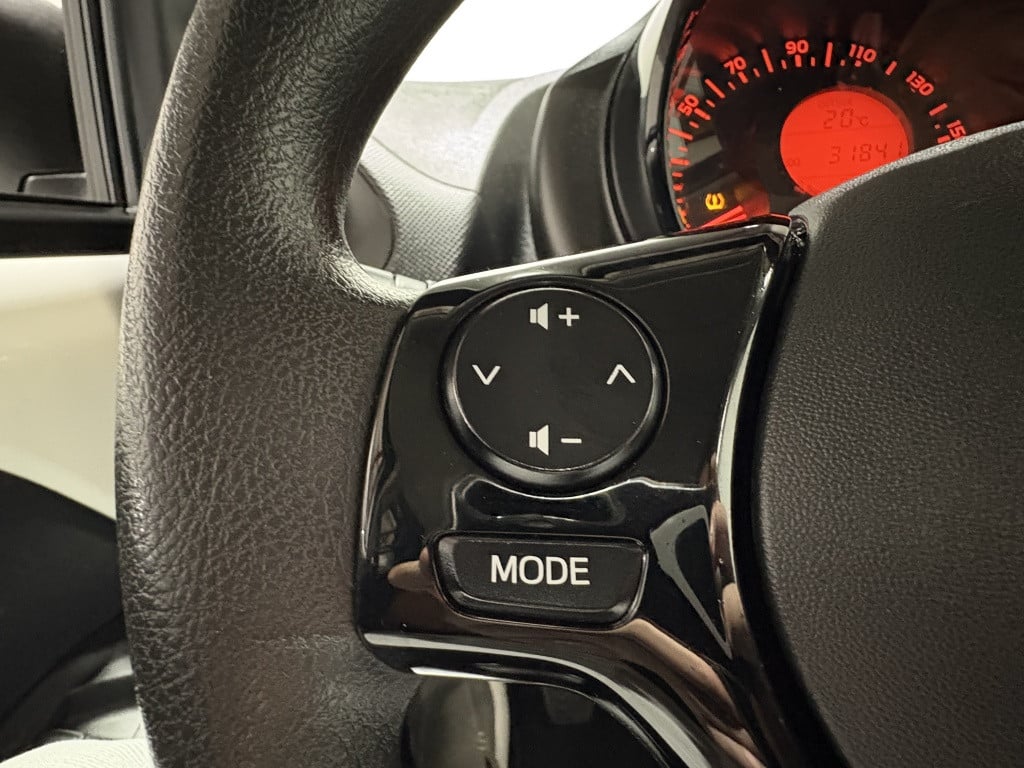 Toyota Aygo 1.0 vvt-i x-fun | airco |