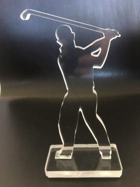 Golfspeler van plexiglas 23 cm hoog Heer