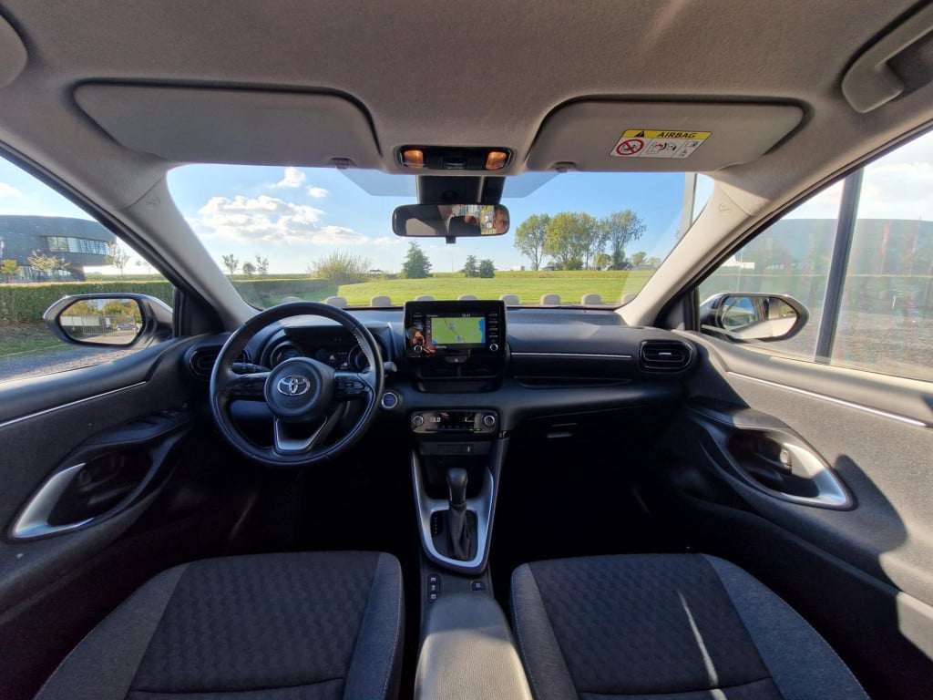 Toyota Yaris 1.5 hybrid first edition | automaat | adaptieve cruise control