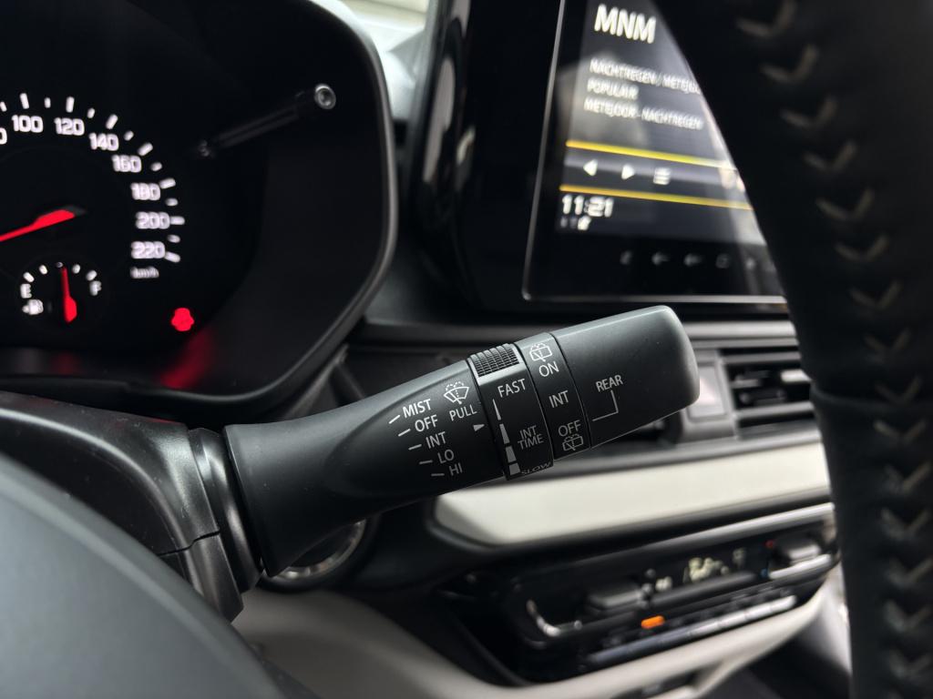 Suzuki Swift automaat 1.2 select smart hybrid