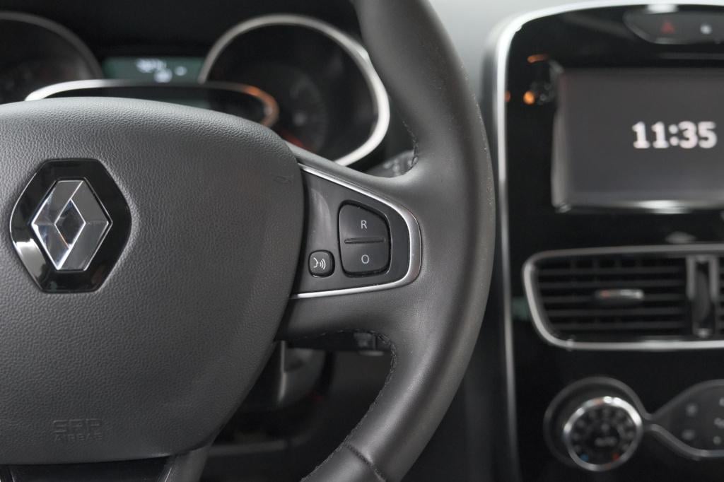 Renault Clio tce 90 limited | camera | navigatie | parkeersensoren | climat