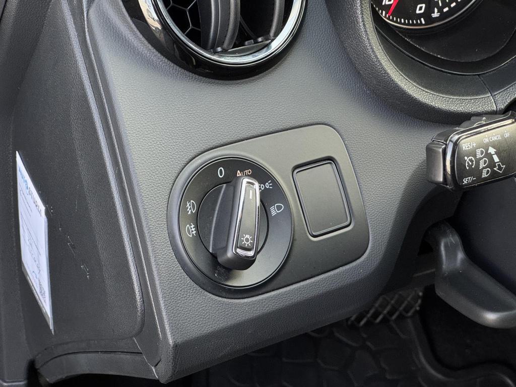 Seat Ibiza 1.0 ecotsi fr connect automaat, stoelverwarming