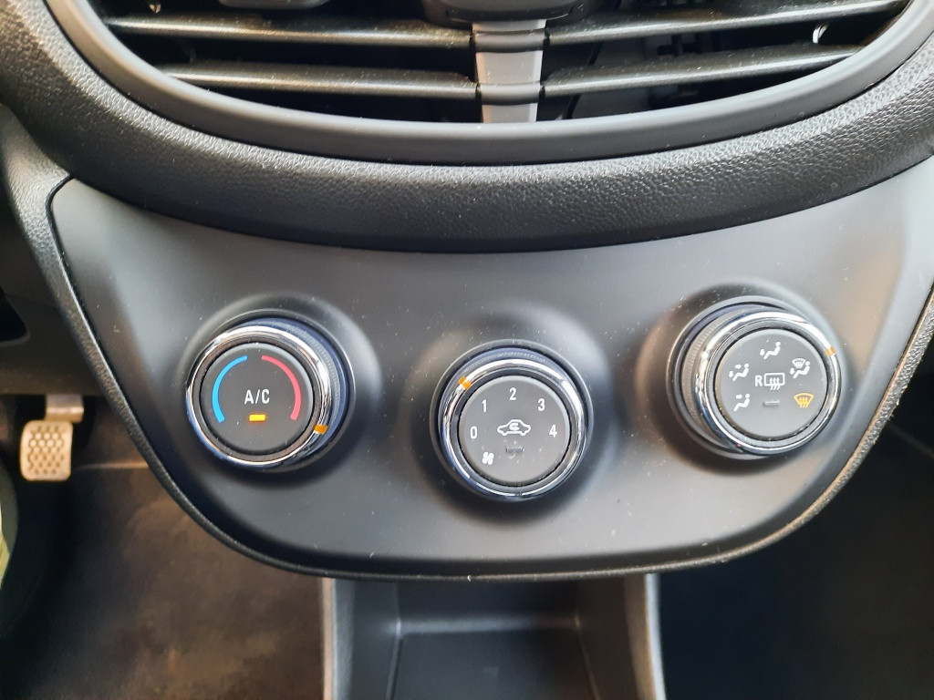 Opel Karl 1.0 120 jaar edition