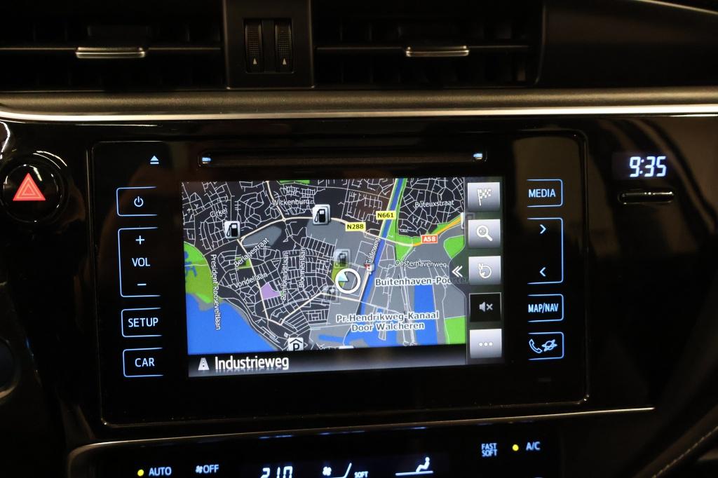 Toyota Auris touring sports 1.8 hybrid dynamic