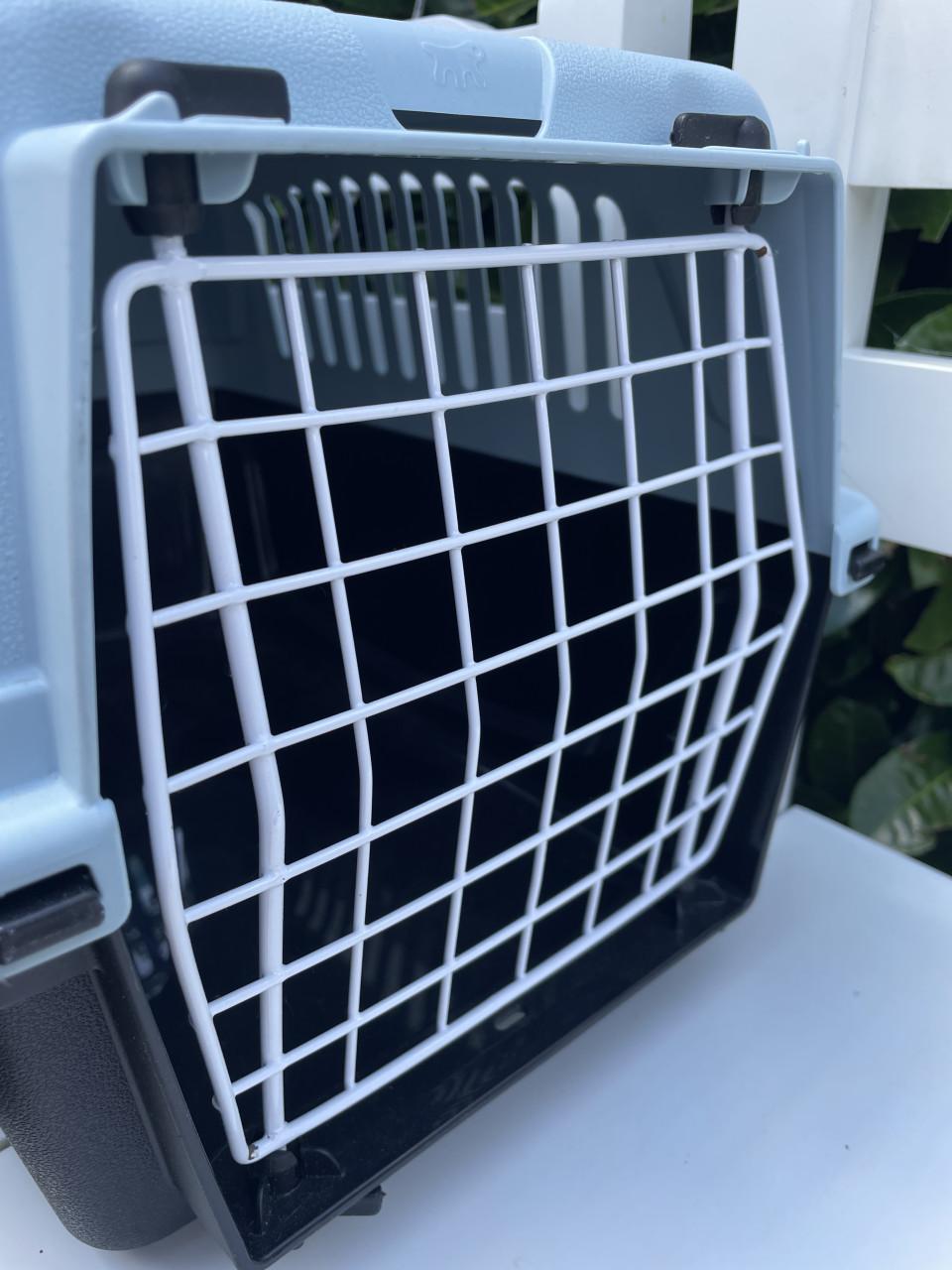 NIEUWE Bench Katten/Kittens plus 2 RVS Bakjes!!