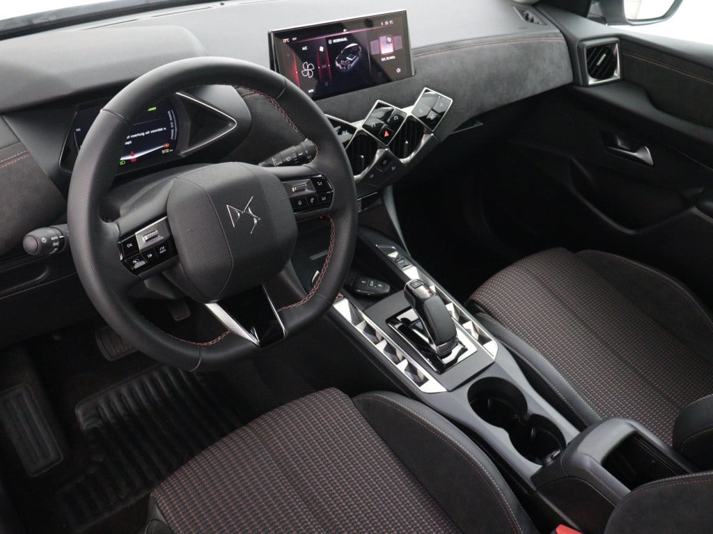 Ds Ds 3 e-tense performance line 54 kwh | rijklaar | parkeersensoren rondom