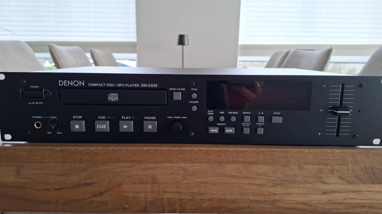 Denon professionele CD-speler DN-C635