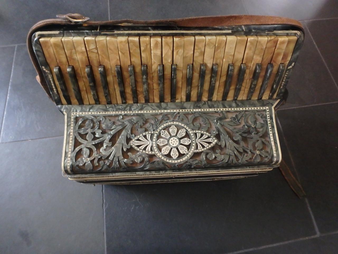 Accordeon Pancotti  1930