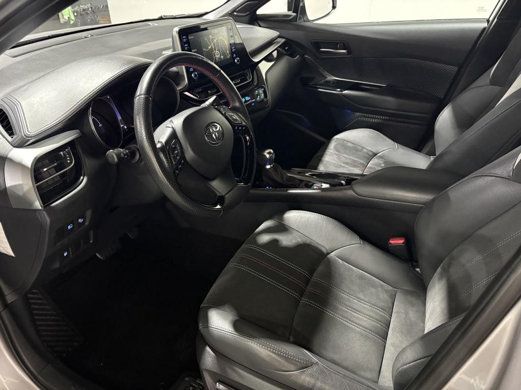 Toyota C-hr 2.0 hybrid gr-sport