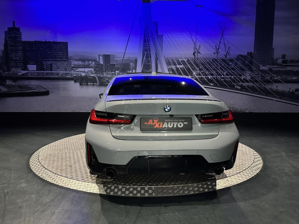 BMW 3-serie 330i m-sport *competitionstoelen*schuifdak*m-sport pro*