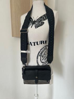 Damestasje nieuw. 10 euro.