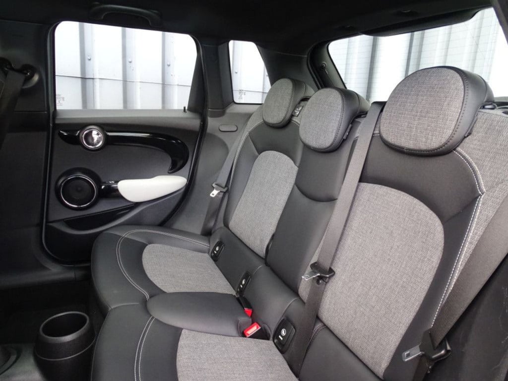 Mini Cooper mini 2.0 chili pano | led | navi | bluetooth