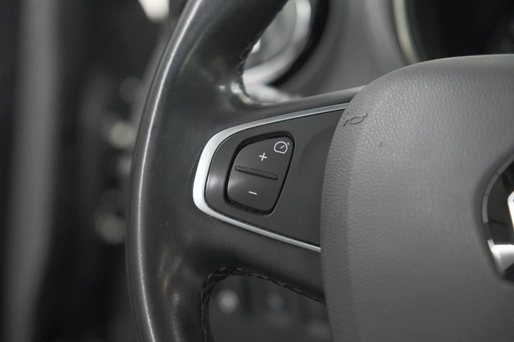Renault Captur tce 150 edc intens | panoramadak | camera | allseason banden