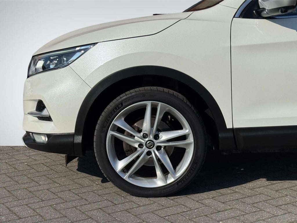 Nissan Qashqai 1.3 dig-t n-motion | trekhaak | panoramadak | apple carplay/
