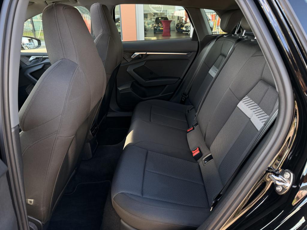Audi A3 sportback 40 tfsi e edition | pano | cruise | drive select | lane a