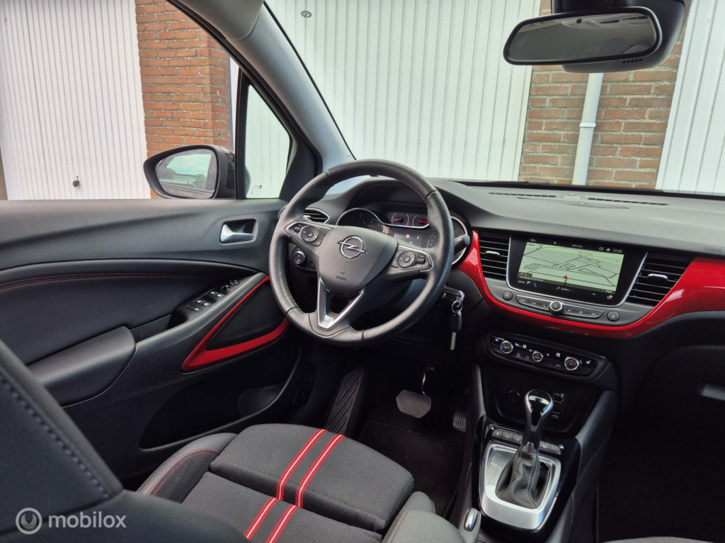 Opel Crossland X 1.2 turbo gs-line / btw auto / fabrieksgarantie