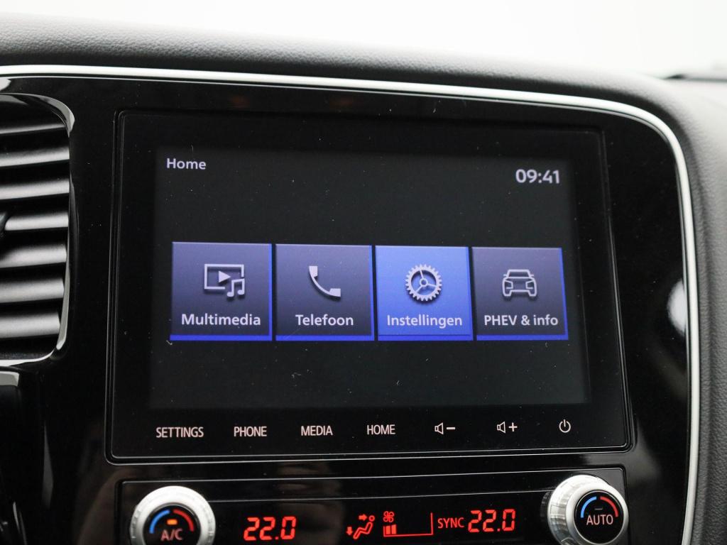 Mitsubishi Outlander 2.4 phev pure+ | automaat | stoel verwarming | dab | c