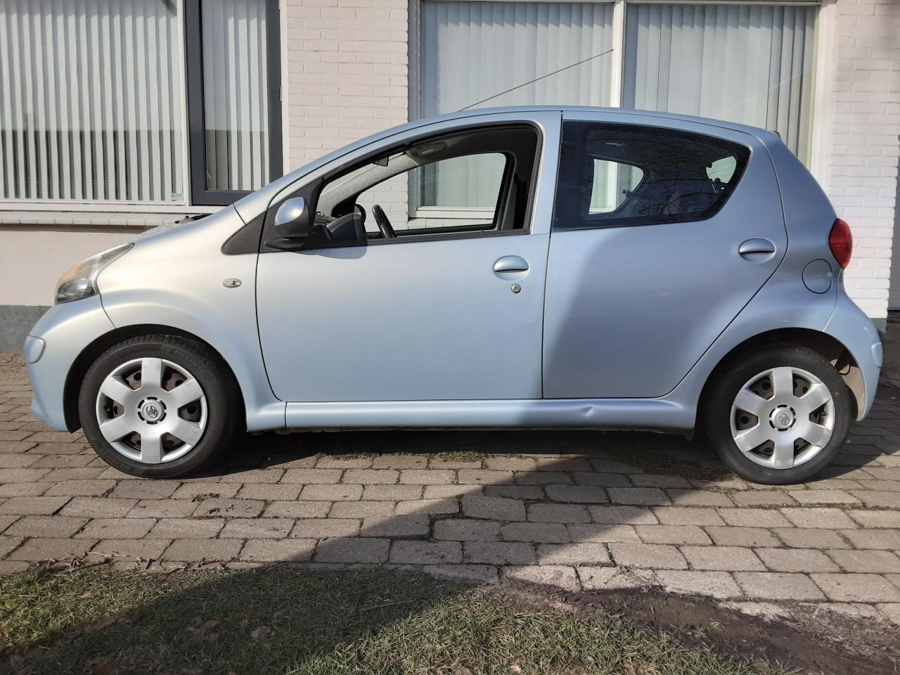 Uniek Toyota Aygo 1.0-12V + met maar 50.110km NAP