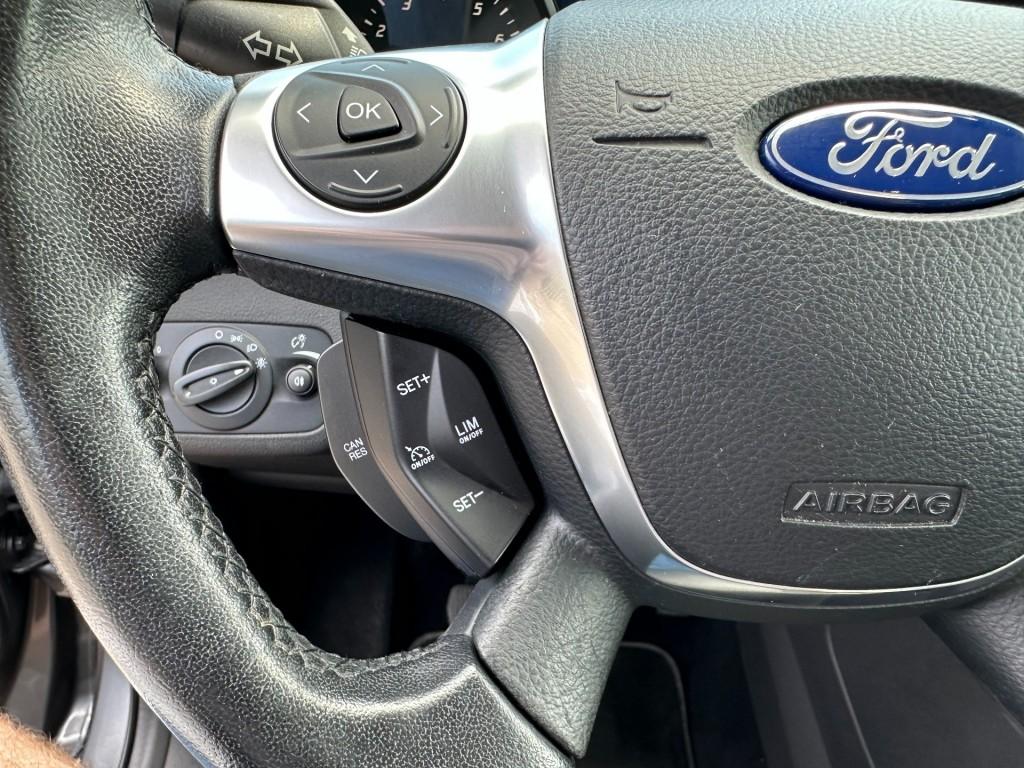 Ford Kuga 1.6 titanium trekhaak pdc stoelverwarming