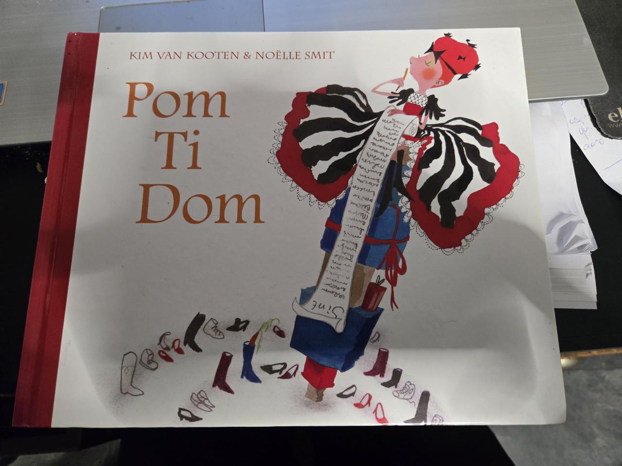 2 boeken uit de serie Douwe Egberts sinterklaasboeken 2007