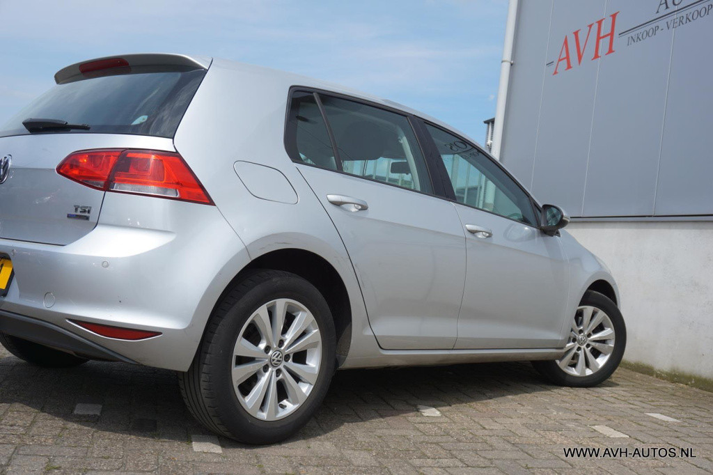 Volkswagen Golf 1.2 tsi trend edition