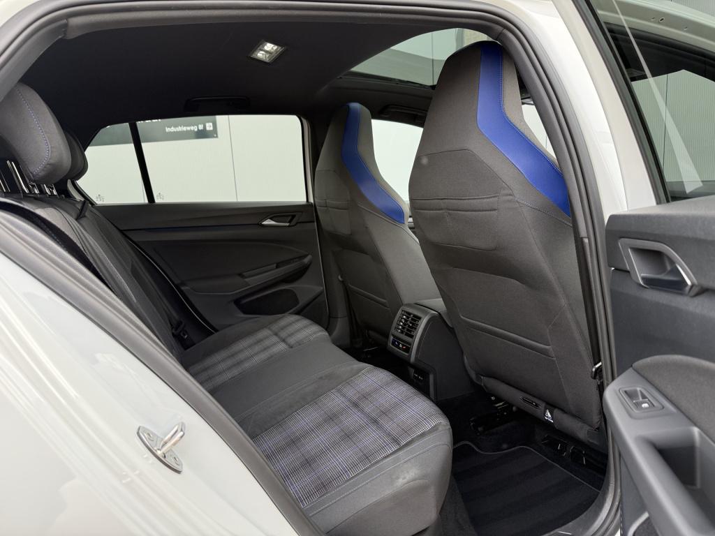 Volkswagen Golf 1.4 ehybrid gte 245pk | pano dak