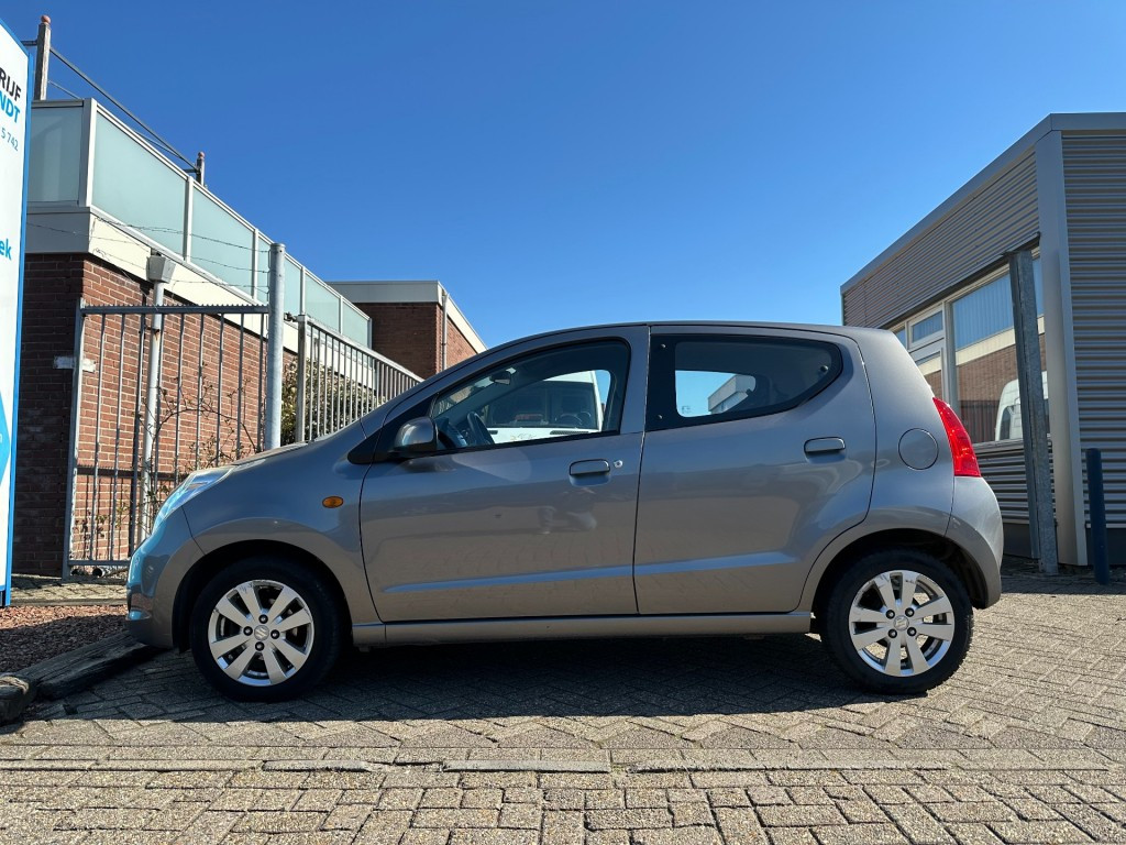 Suzuki Alto 1.0 exclusive vvt elec. ramen airco nieuwe apk