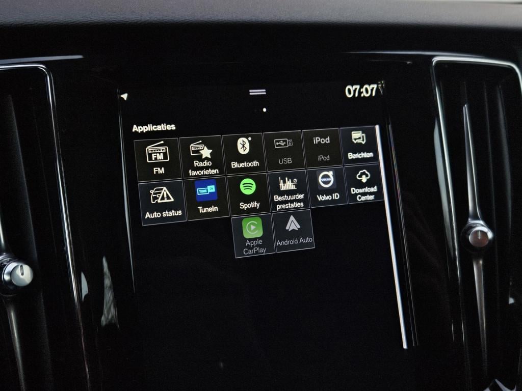 Volvo V60 2.0 t8 twin engine awd inscription | pano | elek. trekhaak