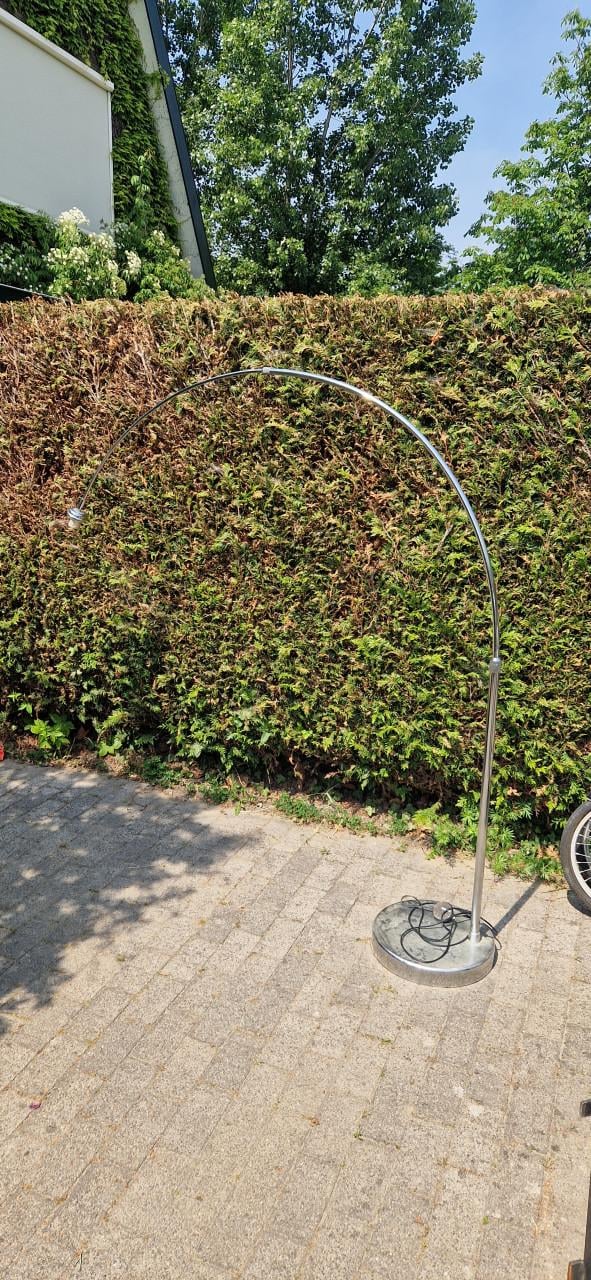 Staande booglamp gratis