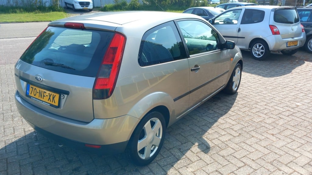 Ford Fiesta 1.25-16v centennial
