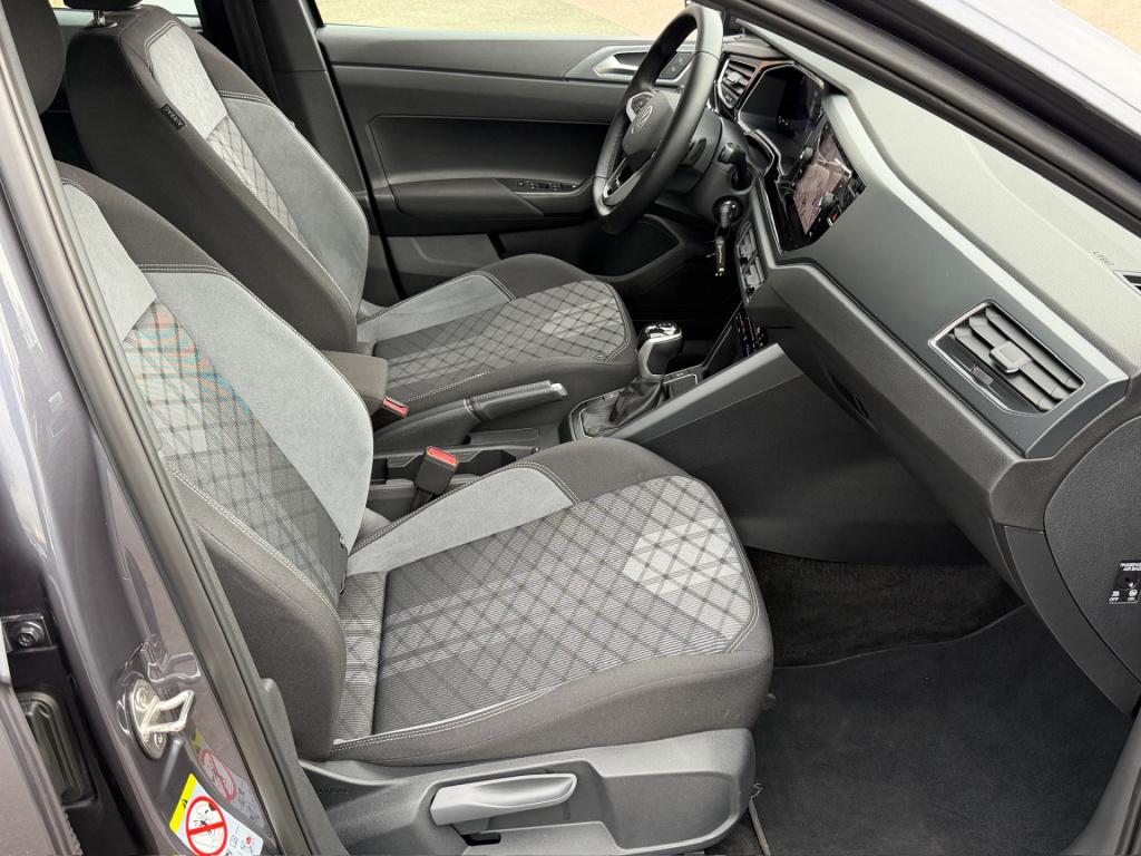 Volkswagen Polo 1.0 tsi dsg r-line | led gril | iq light | camera | stoelve