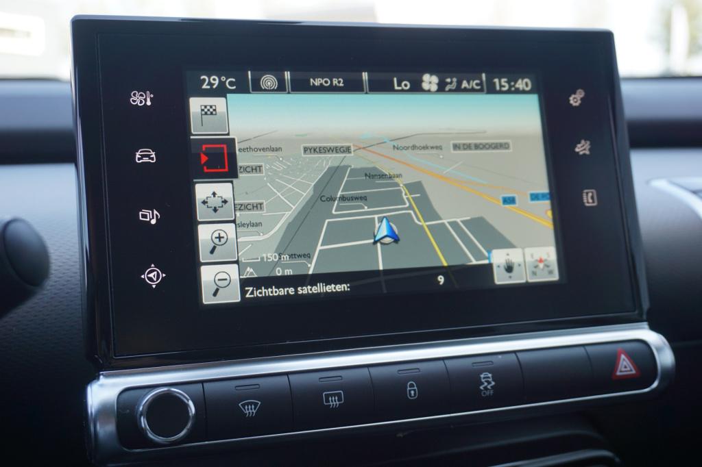 Citroen C4 Cactus 1.2 vti shine climate / navi / cruise / camera / pano / p