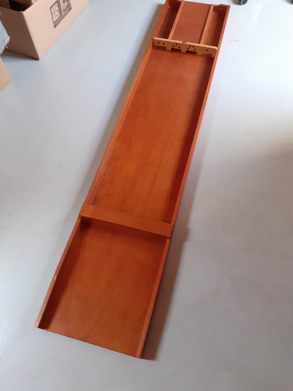 Wedstrijd   SJOELBAK - HoMas spelen  Als nieuw - 2 meter