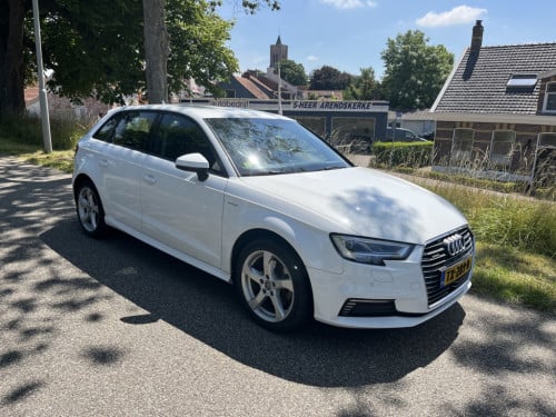 Audi A3 sportback 1.4 e-tron sport